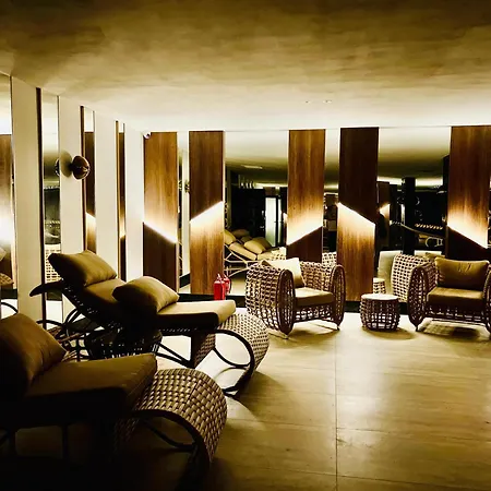 2-х комнатная в жк класса Luxe, тосмур Apartment *